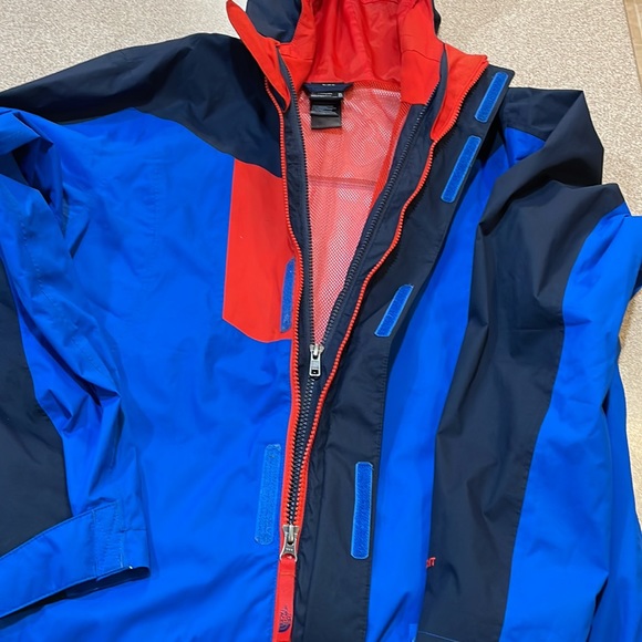 The NORTHFACE jacket - Picture 3 of 6